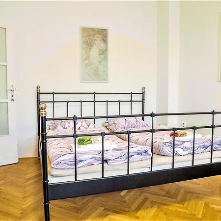 Apartment Perfect Spot At City Center Prag